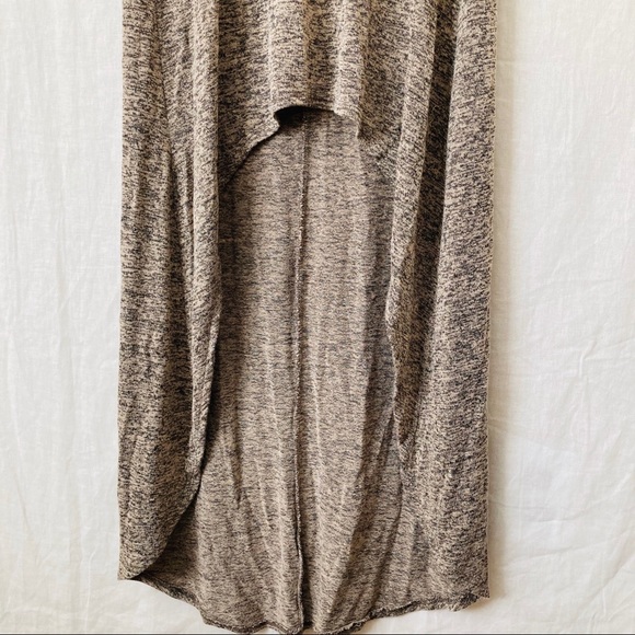 Chelsea & Violet High-Low Sleeveless Top - Picture 4 of 10